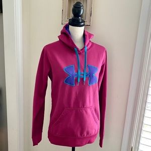 Under Armour Pull Over Semi Fitted Hoodie
